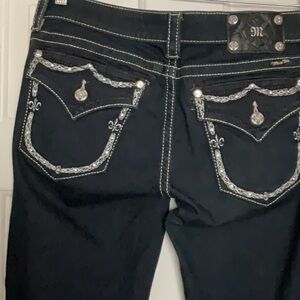 Miss Me new Black Jeans, size 31,Silver stitches, Crystals line back pockets